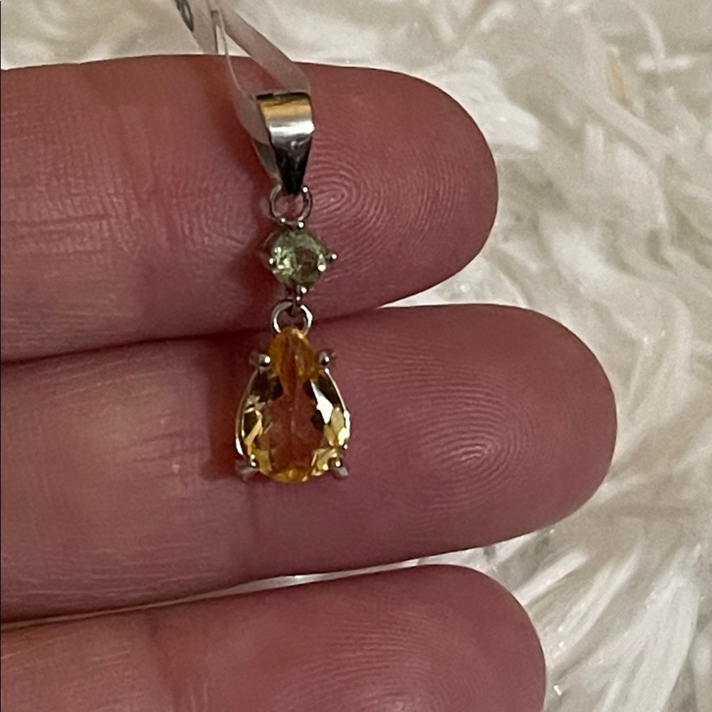 NWT Natural Citrine 9x6mm & Natural Tourmaline Gemstone Pendant in 925 Silver
